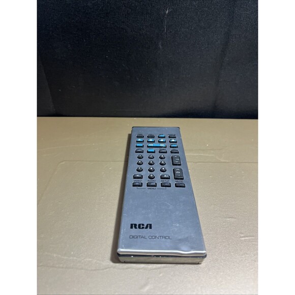 Genuine RCA (CRK50A CRK50E) Silver TV Digital Remote Control With Battery Cover - Picture 3 of 6